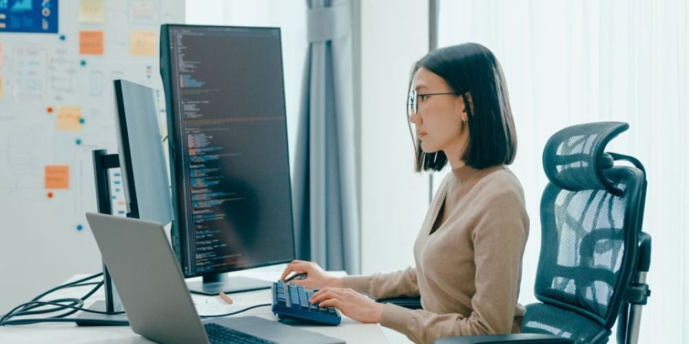 DAW + IA: cómo crear aplicaciones web reales con IA 